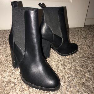 cute black boots with heel